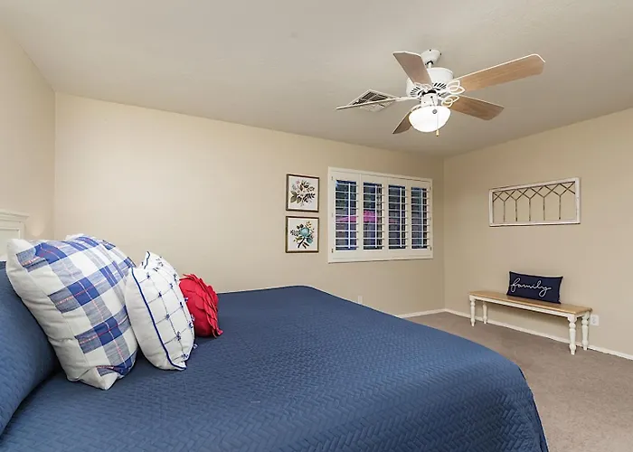 Estrella Grand Holiday home Goodyear