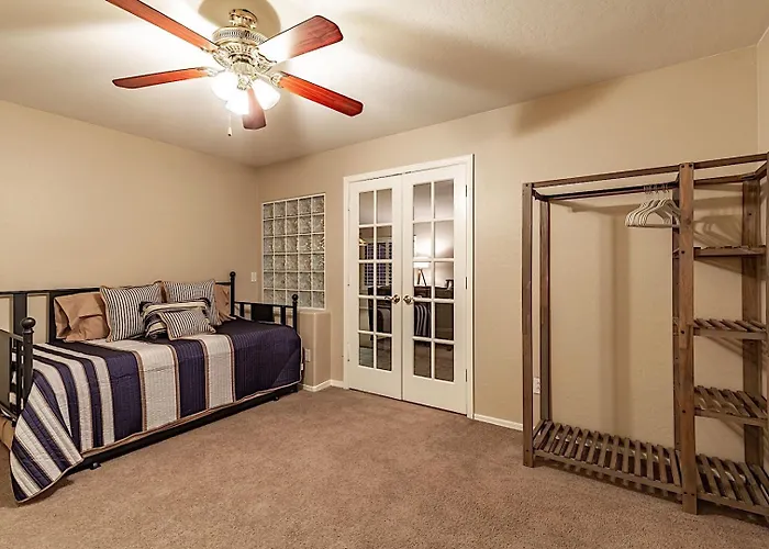 Estrella Grand Holiday home Goodyear